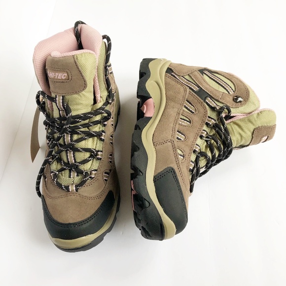 Hi-Tec Shoes - NWT Hi-Tec Womens Hiking Boots Bandera Mid Wtrprf